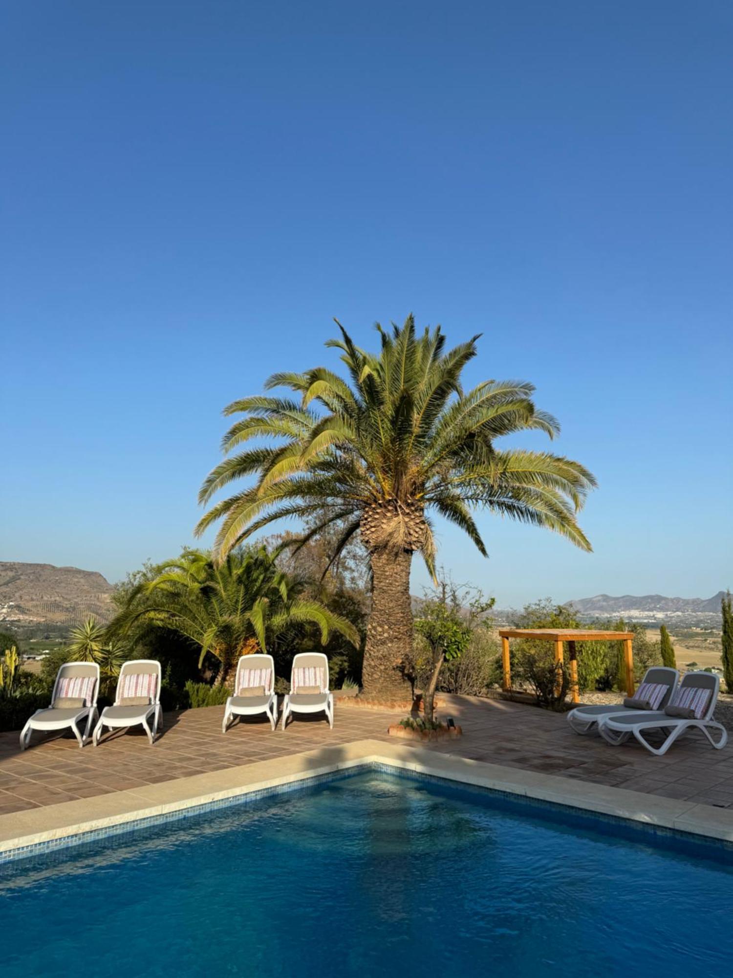 Santa Teresa Bed & Breakfast Andalusien Pizarra Exterior photo